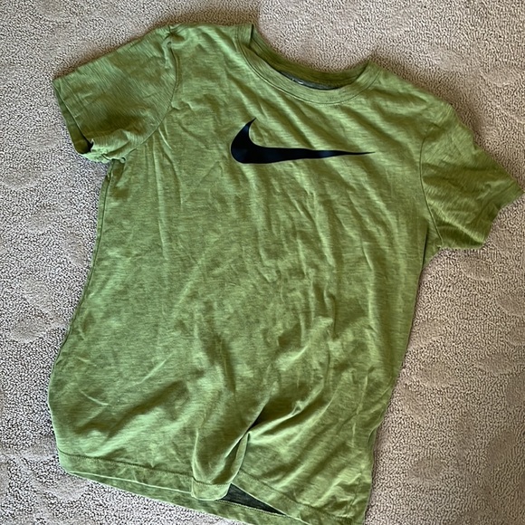 Nike Tops - Nike Dri-Fit